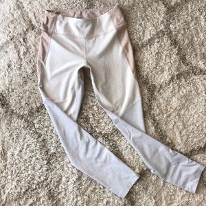 Outdoor voices oatmeal color block legging